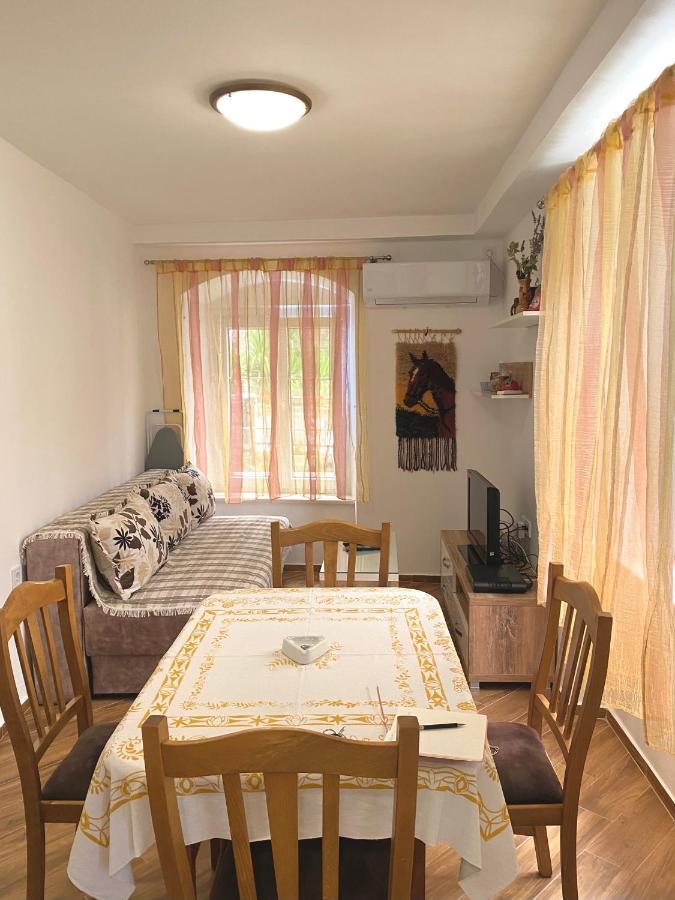 Apartment Jadran 페라스트 외부 사진